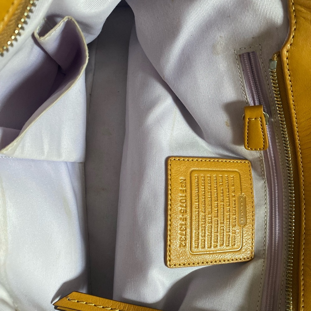 Coach Bag - Picture 6 of 10